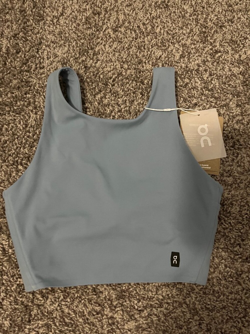 ON Running 2-in-1 Crop Top Bra